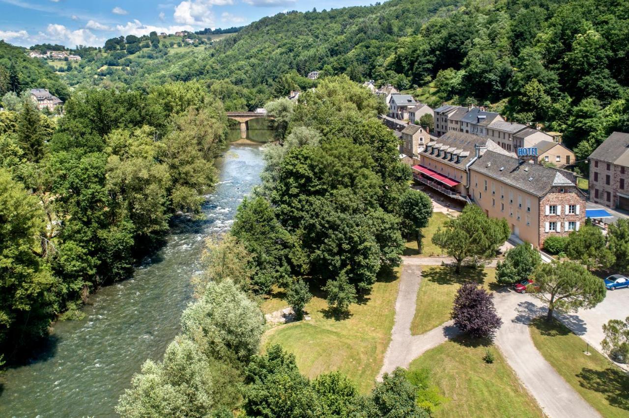 Logis Hotel Restaurant Les 2 Rives - A75, En Bordure De Riviere 班纳萨克 外观 照片