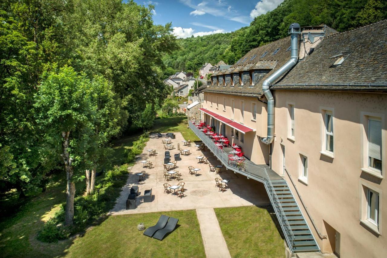 Logis Hotel Restaurant Les 2 Rives - A75, En Bordure De Riviere 班纳萨克 外观 照片